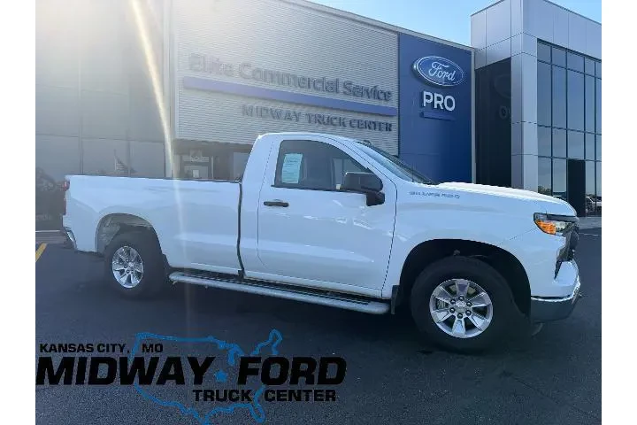 $35988 : Chevrolet Silverado 1500 202 image 1