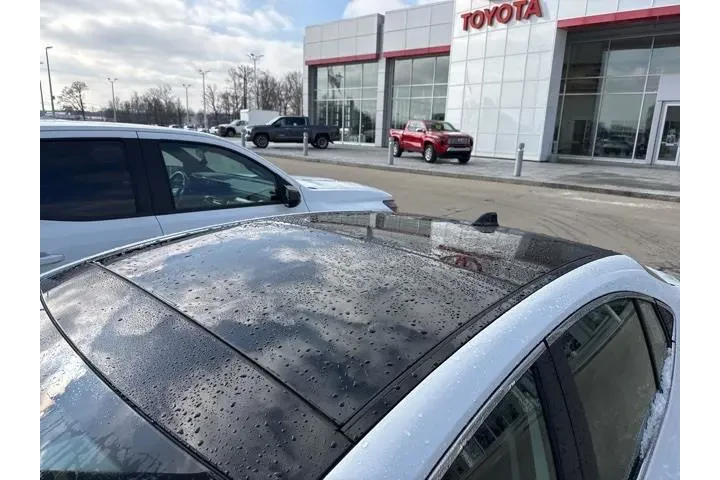 $39938 : Toyota Camry 2026 LE 4dr Sed image 3