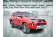 $37925 : Toyota 4Runner 2020 4x4 SR5 thumbnail