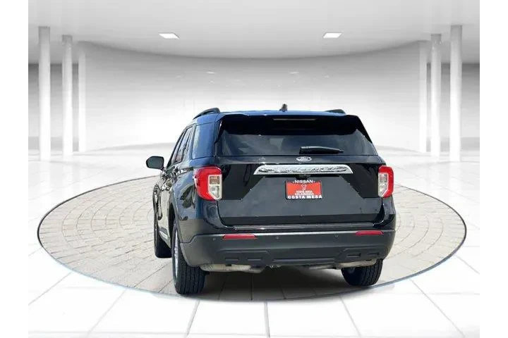 $27073 : Ford Explorer 2023 XLT 4dr S image 3