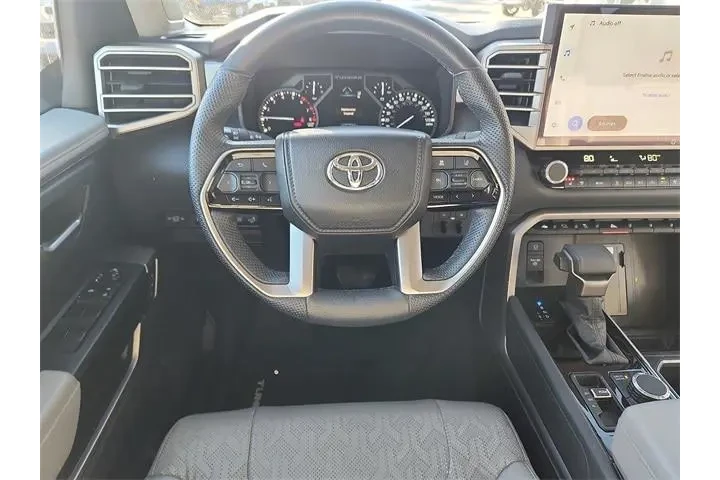 $39495 : Toyota Tundra 2022 4x4 Limit image 9