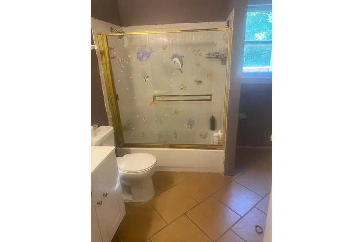 $985 : Rento casa buena area 2/1 image 7