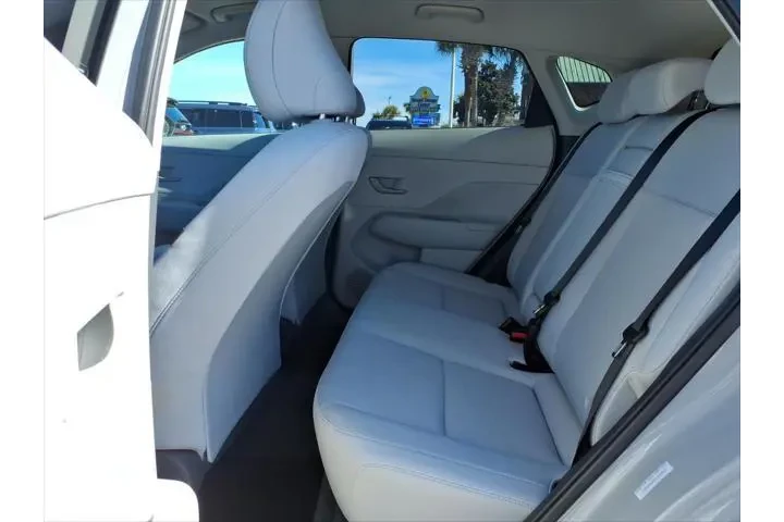 $24990 : Hyundai KONA 2025 SEL 4dr Cr image 7