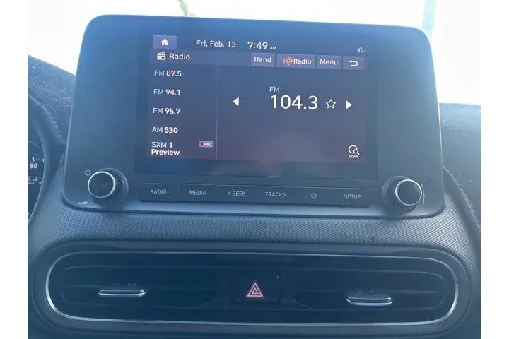 $18995 : Hyundai KONA 2023 AWD SEL 4d image 9