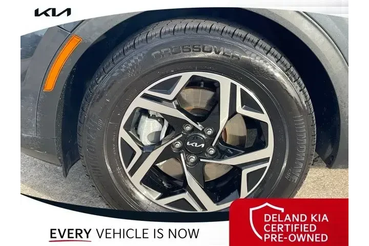 $17973 : Kia Sportage 2023 LX 4dr SUV image 1