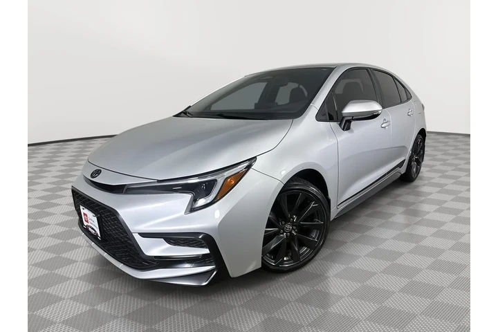 $25000 : Gold Certified 2024 Corolla SE image 1