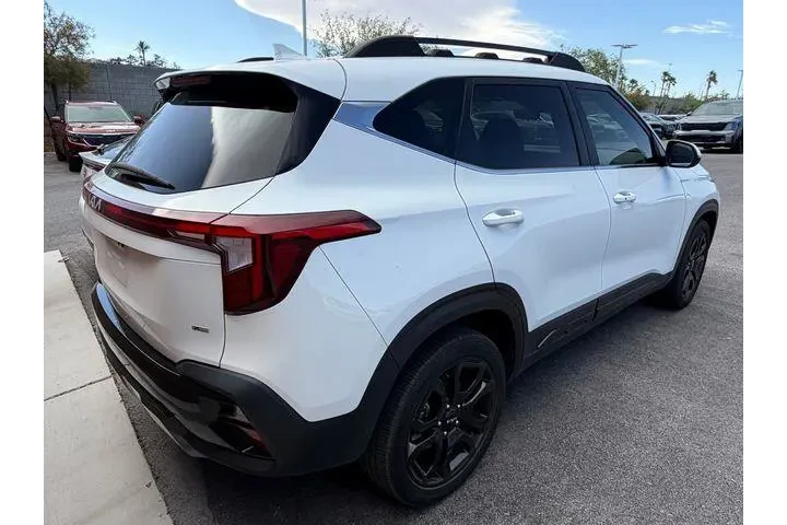 $23988 : Kia Seltos 2024 AWD X-Line 4 image 4