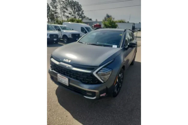 $29991 : Kia Sportage Plug-In Hybrid image 4