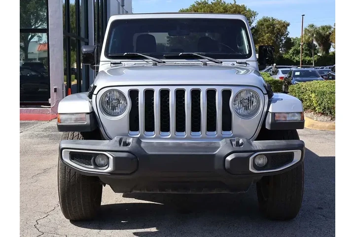 $25990 : Jeep Gladiator 2022 4x4 Over image 8