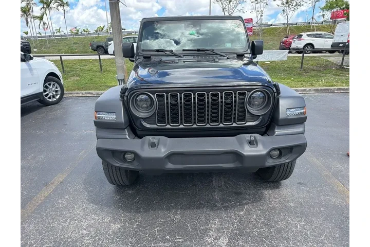 $32791 : Jeep Wrangler 2024 4x4 Sport image 2