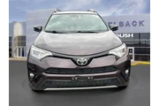 $15898 : Toyota RAV4 2017 AWD SE 4dr thumbnail