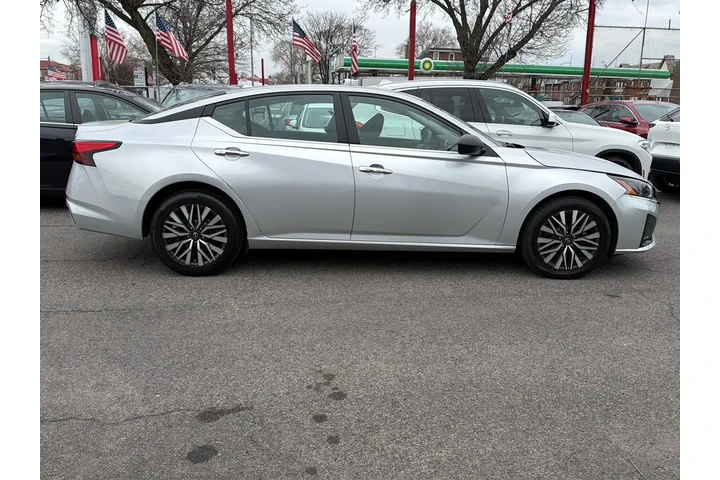 $19790 : Nissan Altima 2024 AWD 2.5 S image 8