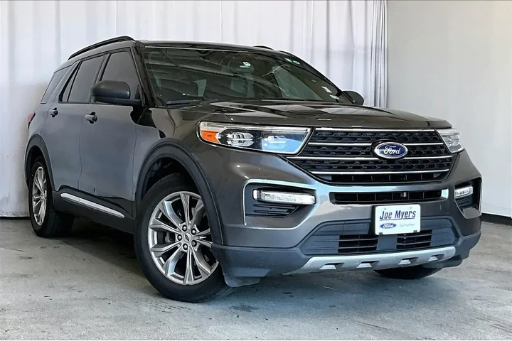 $17991 : Ford Explorer 2020 XLT 4dr S image 1
