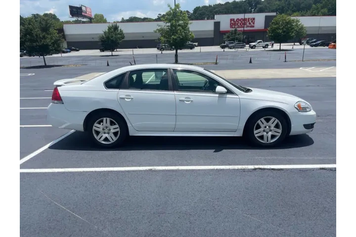 $11500 : 2011 Impala LT Fleet image 8