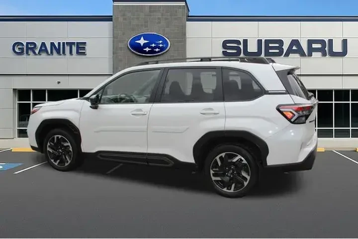 $34500 : Subaru Forester 2025 AWD Lim image 5