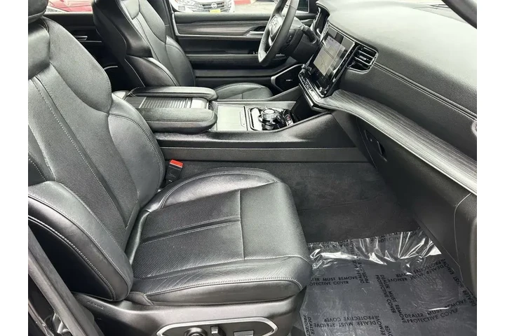 $37995 : Jeep Wagoneer L 2024 4x4 Ser image 8