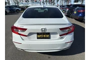 $28491 : Honda Accord 2022 Touring 4d thumbnail