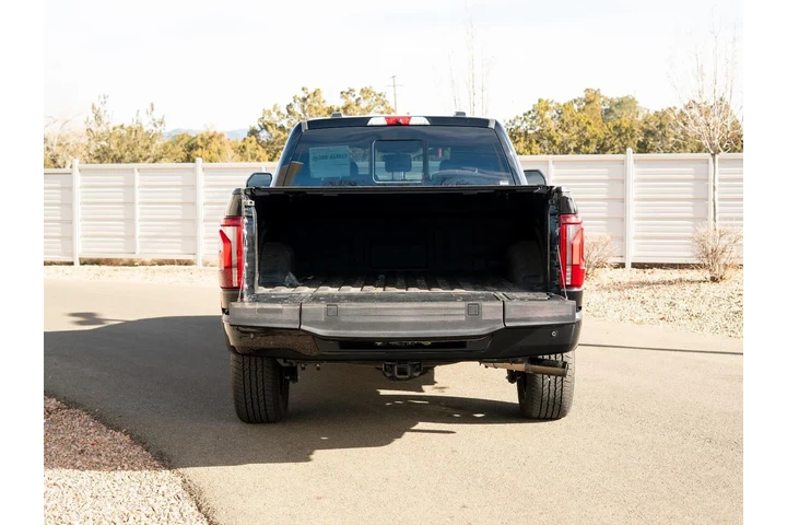 $68744 : 2024 F-150 Platinum image 7