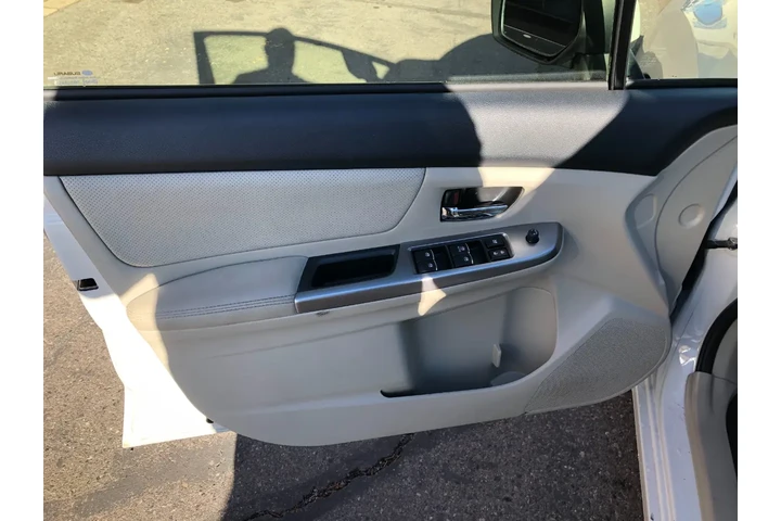 $10990 : 2015 Impreza 2.0i Limited PZE image 10