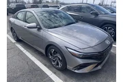 $20477 : Hyundai ELANTRA 2024 SEL 4dr thumbnail