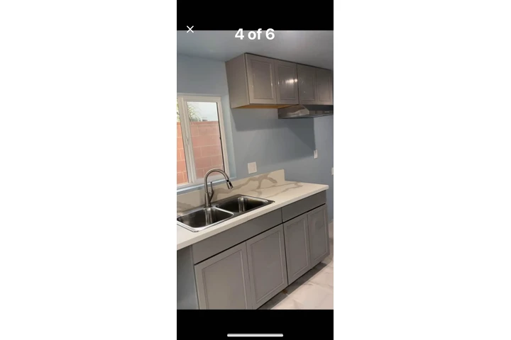 $1800 : Studio en Reseda image 3