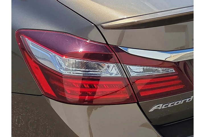 $14995 : Honda Accord Hybrid 2017 EX- image 10