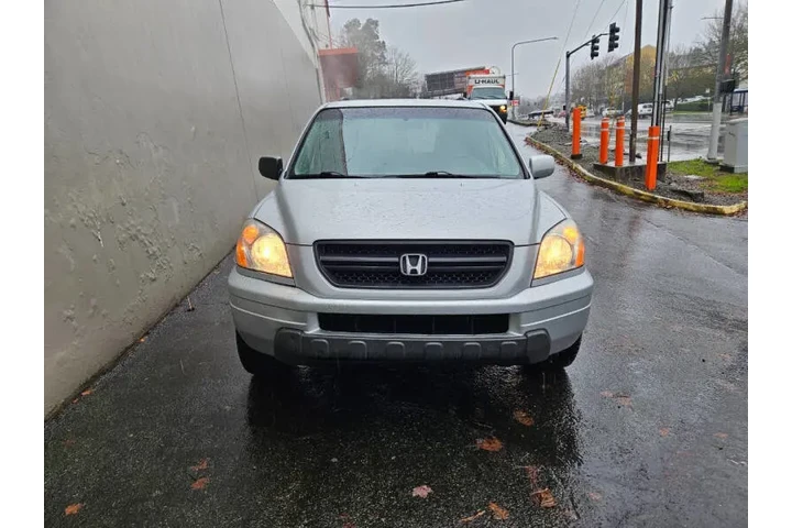 $3500 : 2004 Pilot EX image 9