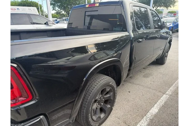 $39990 : Ram 1500 2025 4x4 Big Horn 4 image 3