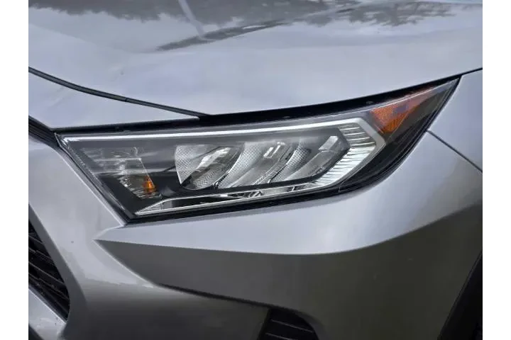 $20999 : Toyota RAV4 2019 AWD XLE 4dr image 5