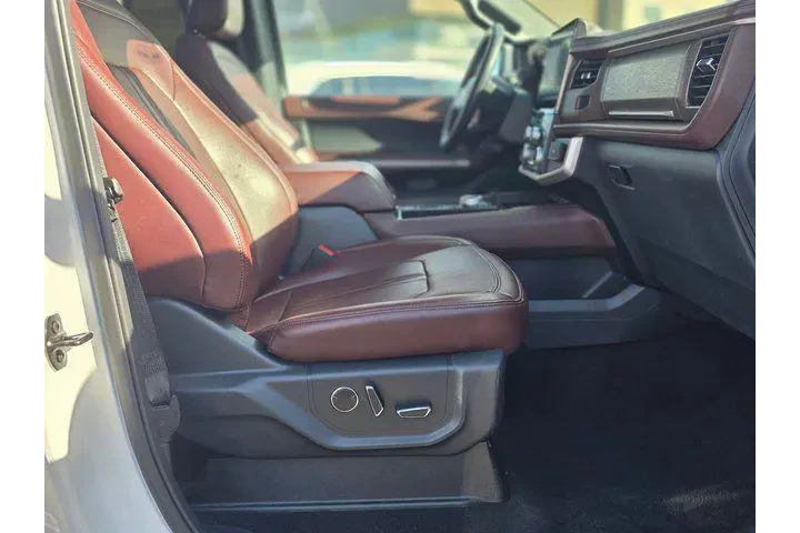 $39995 : Ford Expedition MAX 2024 4x2 image 10