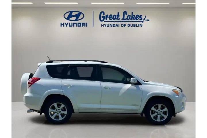 $9766 : Toyota RAV4 2011 4x4 Limited image 6