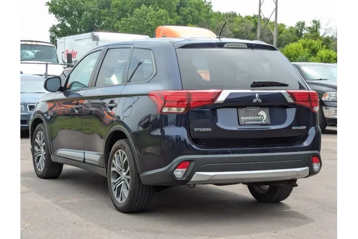 $8975 : 2016 Outlander ES image 8