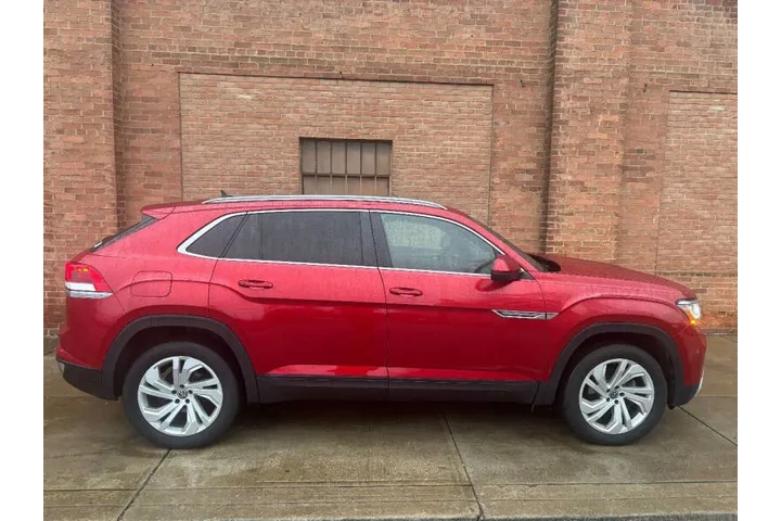 $22500 : 2020 Atlas Cross Sport V6 SEL image 7