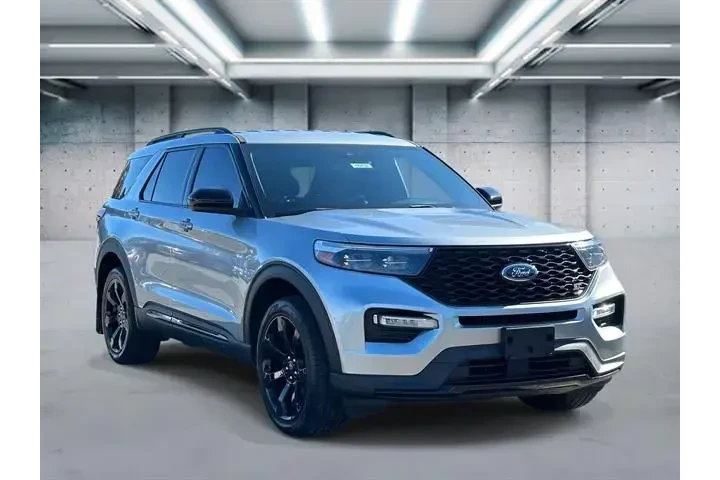 $39995 : Ford Explorer 2022 AWD ST 4d image 2