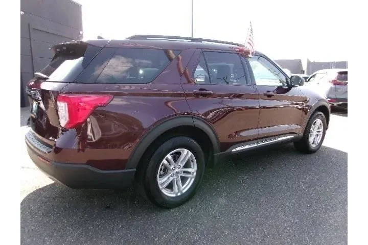 $29996 : Ford Explorer 2022 AWD XLT 4 image 5
