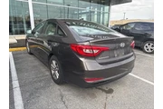 $4977 : Hyundai SONATA 2015 SE 4dr S thumbnail