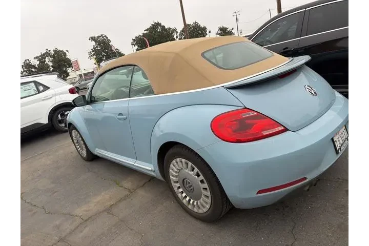 $14987 : Volkswagen Beetle Convertibl image 6