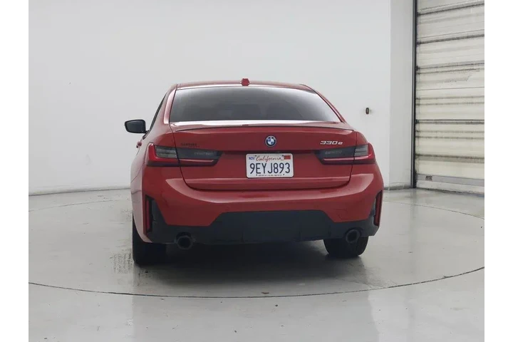 $32998 : BMW 3 Series 2023 330e 4dr S image 6