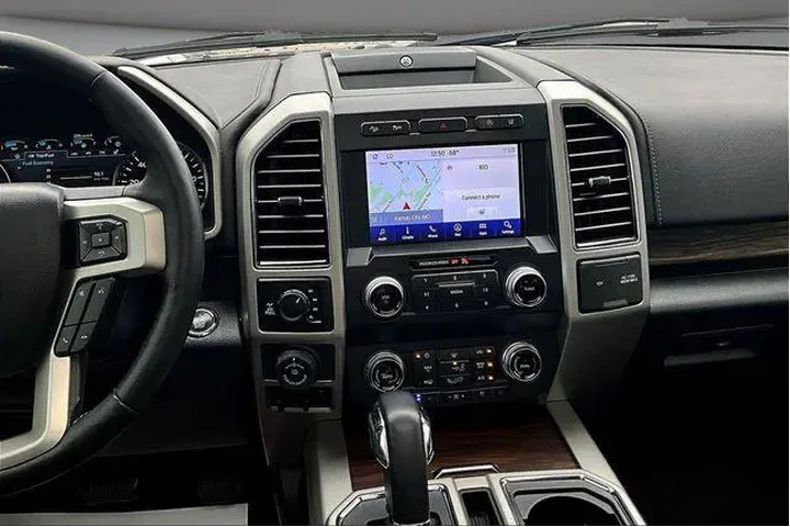 $33000 : Ford F-150 2020 4x4 XL 4dr S image 10