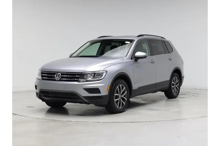 $17998 : Volkswagen Tiguan 2019 SE 4d image 4