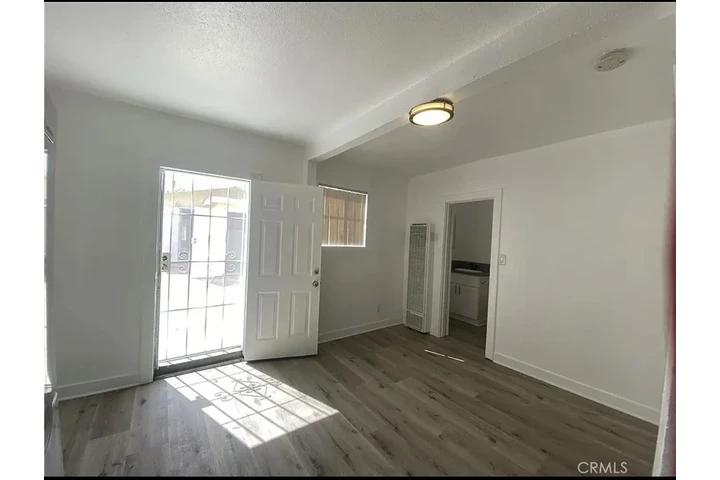 $2100 : Casa de renta image 3