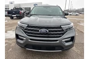 $29999 : Ford Explorer 2023 AWD XLT 4 thumbnail