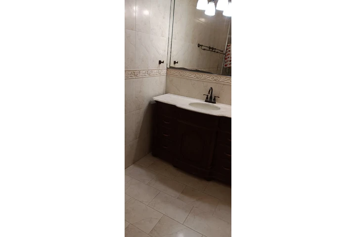 $1 : Efficiense for rent. image 7