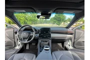 $31398 : Gold Certified2019 Avalon Hyb thumbnail