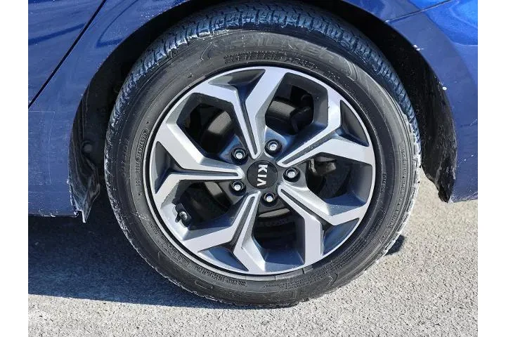 $14497 : Kia Forte 2020 LXS 4dr Sedan image 10