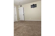 $750 : Renting a room for one person. thumbnail