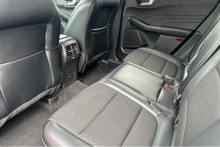 $24991 : Ford Escape 2025 AWD ST-Line image 6