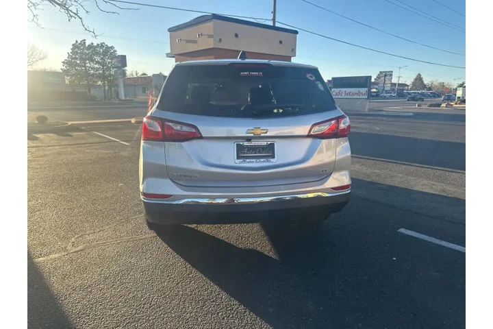 2018 Equinox LT image 6