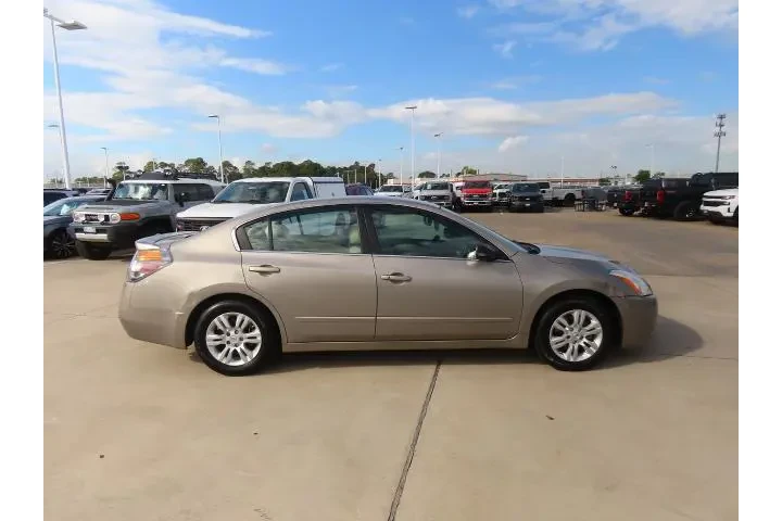 $7999 : Nissan Altima 2012 2.5 S 4dr image 10