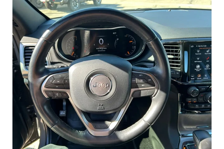 Jeep Grand Cherokee 2020 4x2 image 9